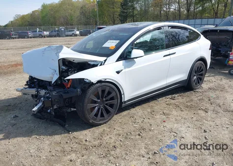 2022 Tesla Model X Plaid Tri Motor All-Wheel Drive from USA, damaged, VIN 7SAXCBE6XNF340704